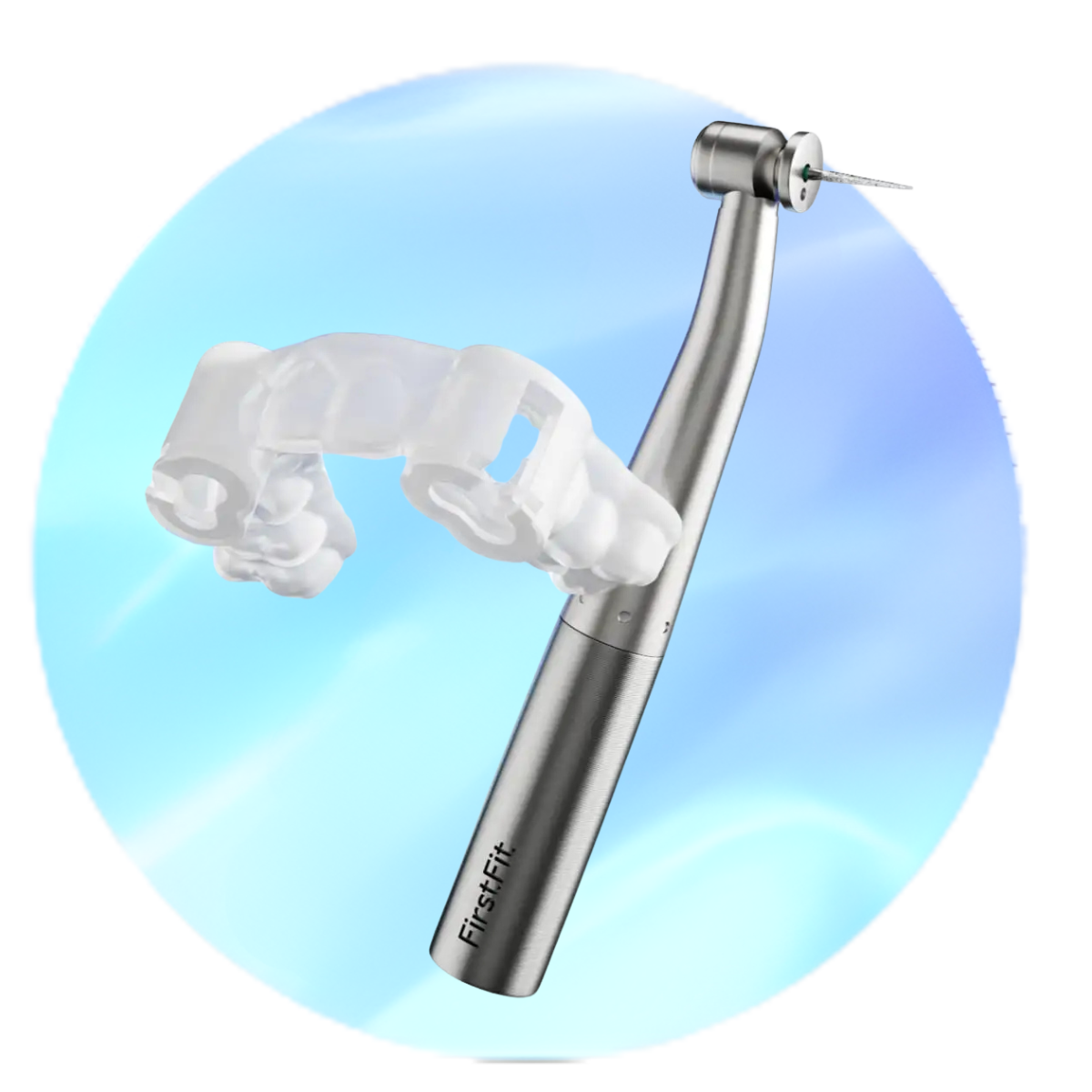 La turbine est un outil de précision qui permet de tailler les dents tout en préservant l’émail. Guidée par le système FirstFit, elle s’insère parfaitement dans le guide pour ne retirer que la quantité nécessaire, exactement là où il faut.